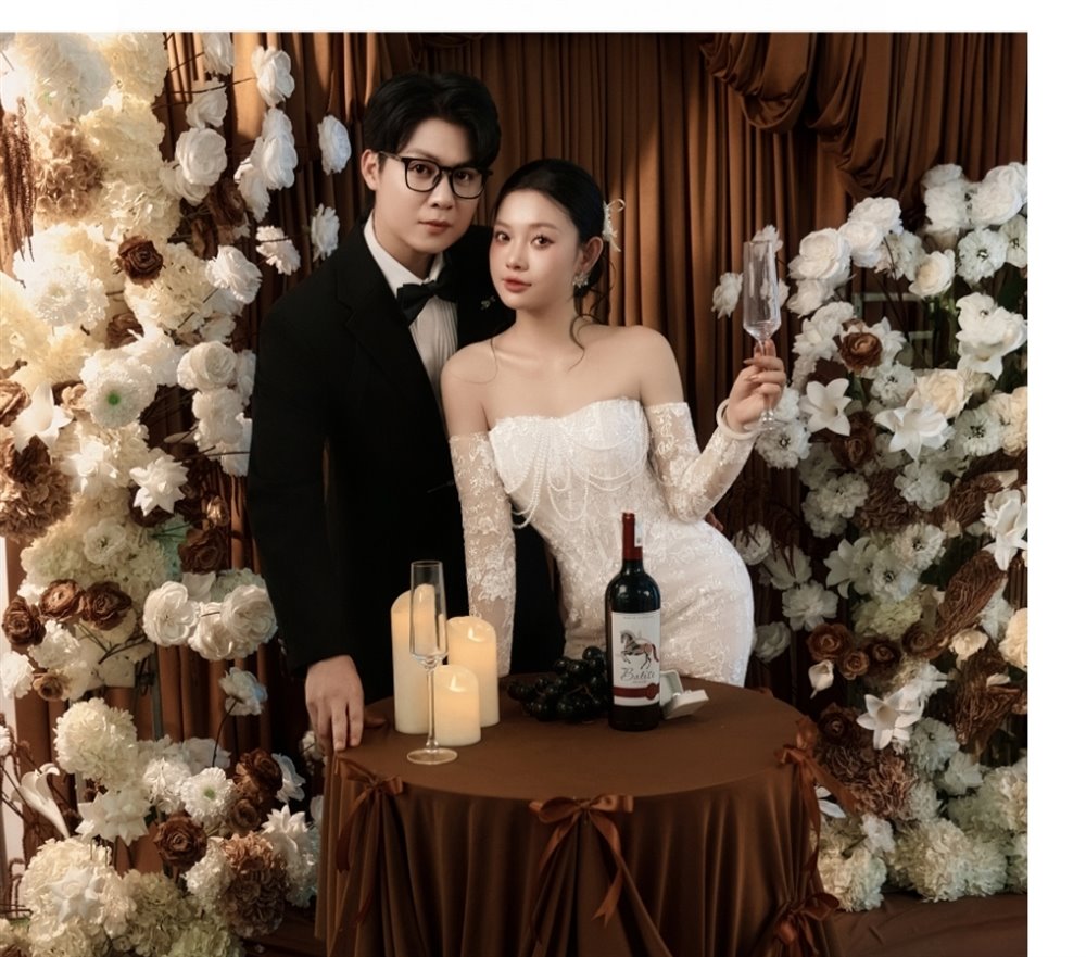 Concept studio tông trầm ấm của Trang Kami Studio