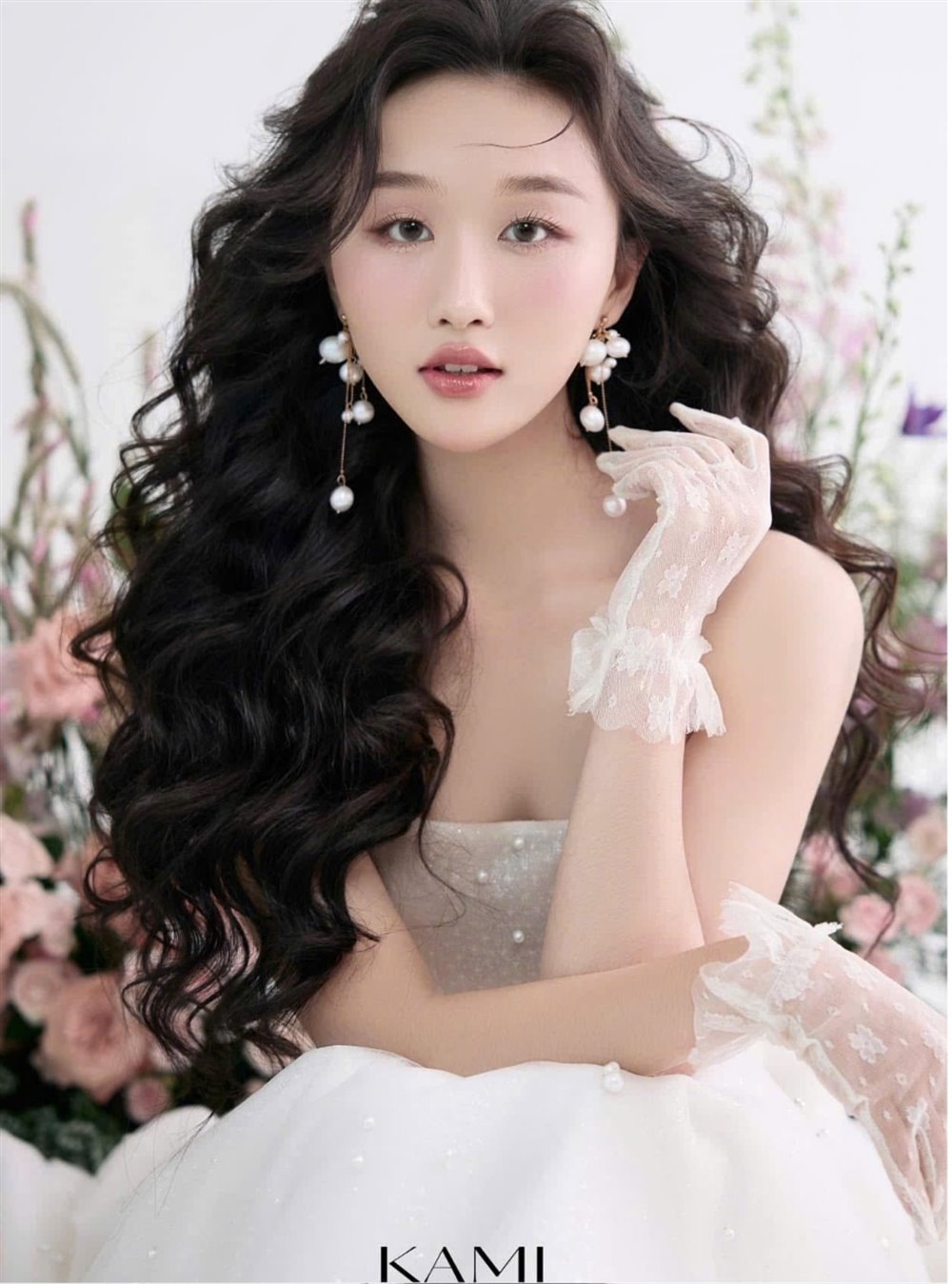 Makeup và tạo kiểu tóc cô dâu tại Trang Kami Studio